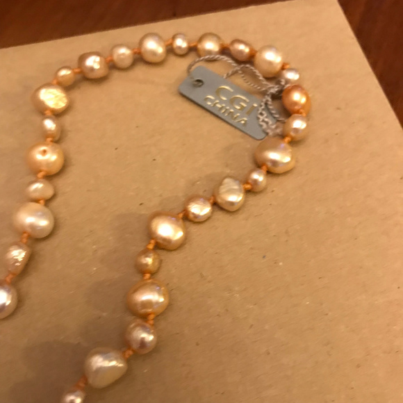 ⏳Faux Pearl Necklace by CGI - Picture 2 of 8